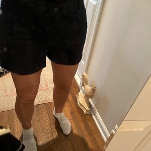 Banana Republic City Chino Shorts, 6, NWOT